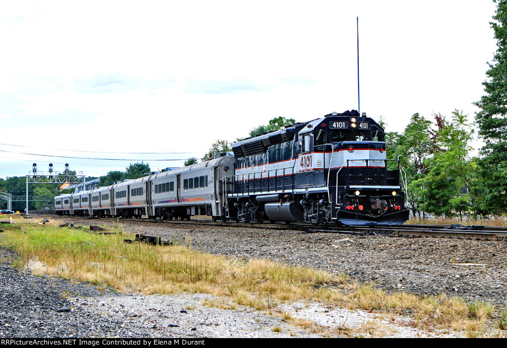 NJT 4101 on train 1155